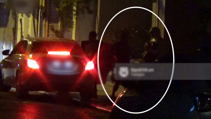 Clip độc quyền: Soobin Hoàng Sơn vô tư thể hiện tình cảm trên phố, vào cùng khách sạn với bạn gái tin đồn lúc 2h sáng