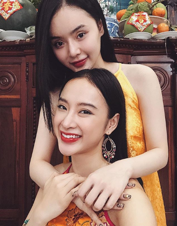 Tăng Thanh Hà và dàn sao Việt xúng xính váy áo đi chúc Tết