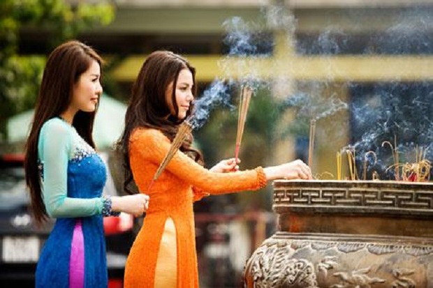 Xuất hành mùng 2 Tết Mậu Tuất, ngày đẹp nhất để khởi sự, mở hàng gặt hái nhiều tài lộc