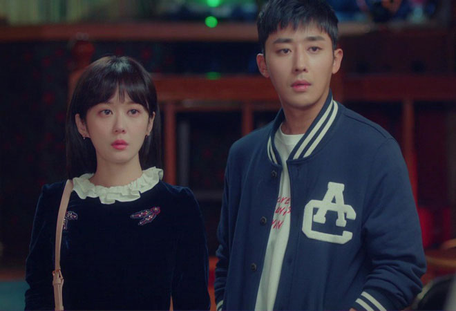 Chồng mưu đồ nhờ cô em chồng giúp sắp xếp vợ và bồ chung nhà hòa thuận cả dịp Tết