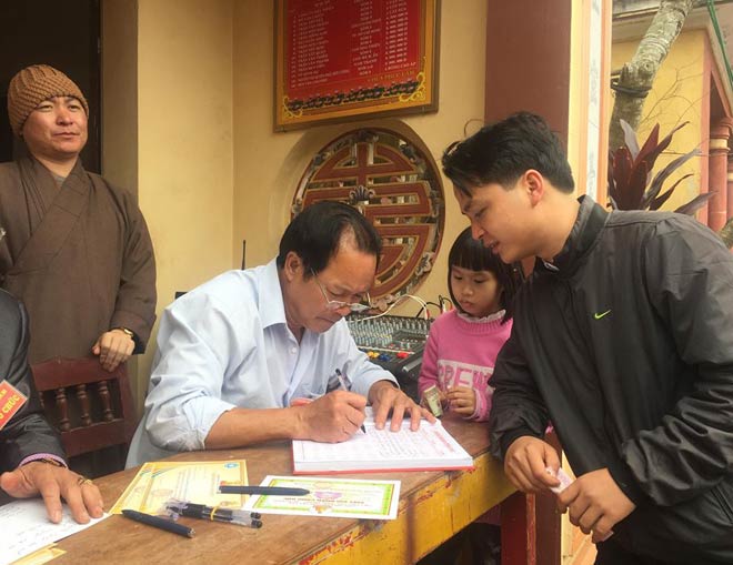 Thăm phiên chợ se duyên độc nhất thành Nam