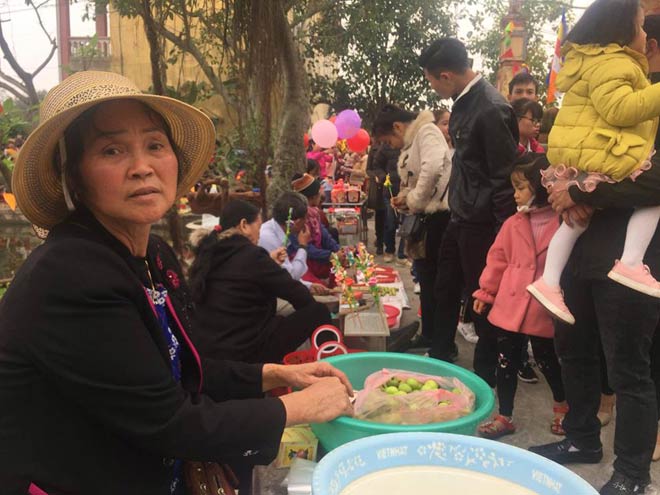 Thăm phiên chợ se duyên độc nhất thành Nam