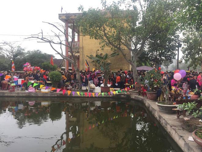 Thăm phiên chợ se duyên độc nhất thành Nam