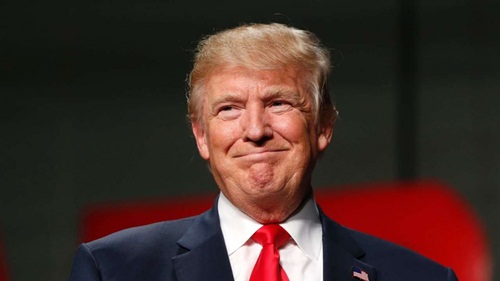 Bức thư an ủi bé gái ám ảnh vì xả súng của Trump