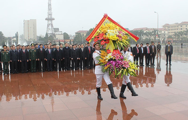 Tổng bí thư tham dự lễ phát động Tết trồng cây tại tỉnh Hưng Yên