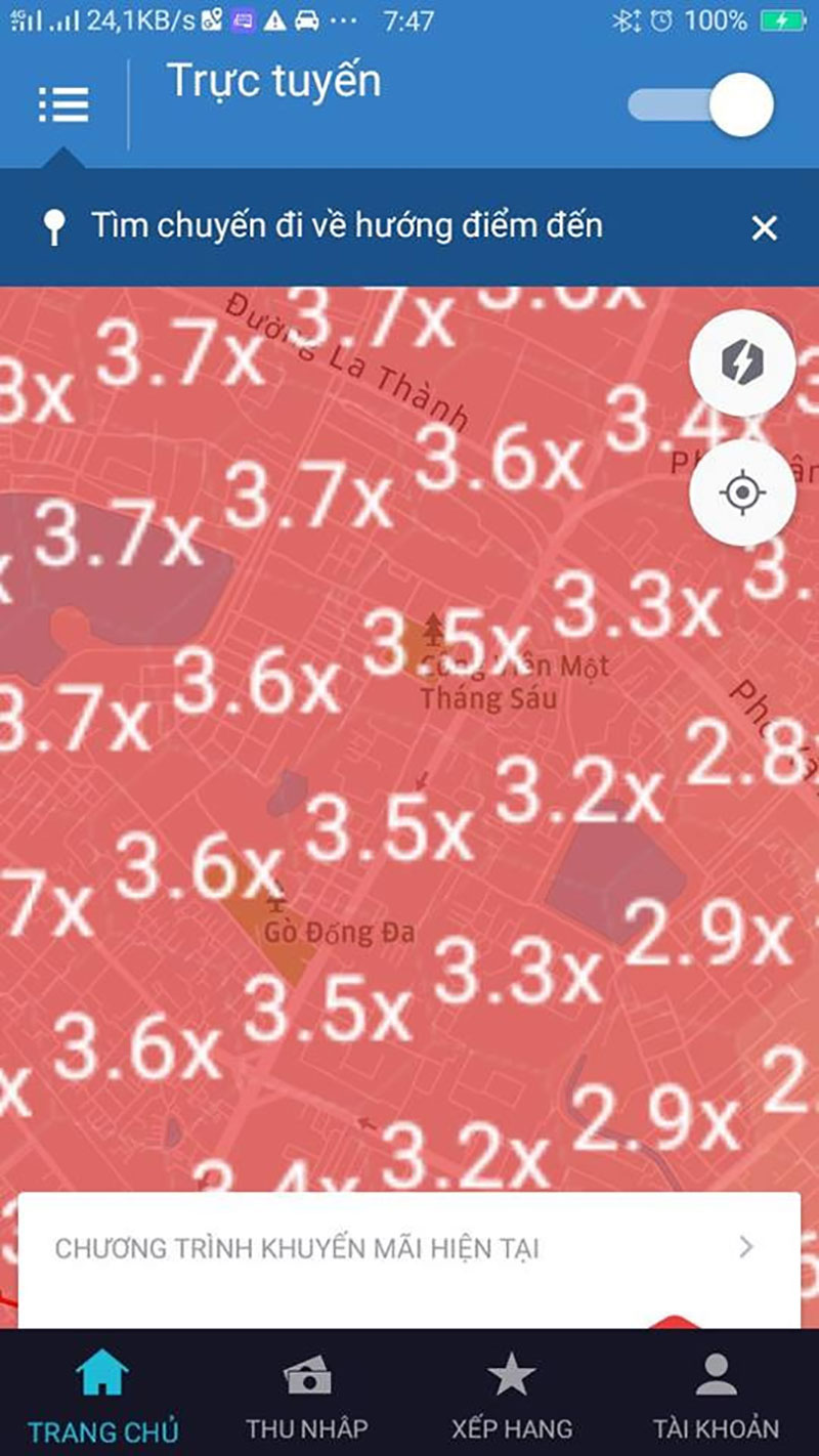 Vì sao khách phản ứng, Uber, Grab cứ tăng giá mạnh ngày Tết?