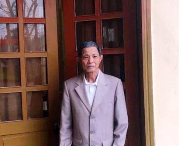 Lão nông nhặt được số tiền lớn tìm người trả lại