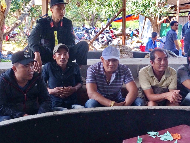 Phá trường gà ngày mùng 4 Tết, tạm giữ 47 đối tượng cùng gần nửa tỷ đồng