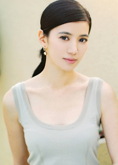 Hoa hậu Hong Kong lần đầu giãi bày về ân oán hơn 20 năm với Châu Tinh Trì, Thành Long