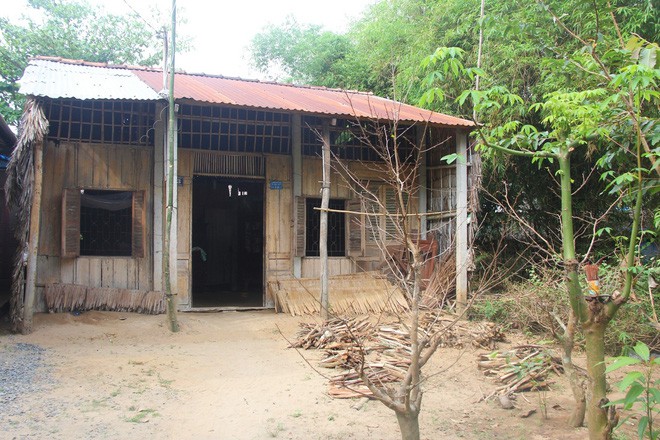 Phép màu kỳ diệu đến với cặp vợ chồng trẻ nuôi con gái 4 tuổi bị não úng thủy, đầu to gấp 3 lần trong năm mới