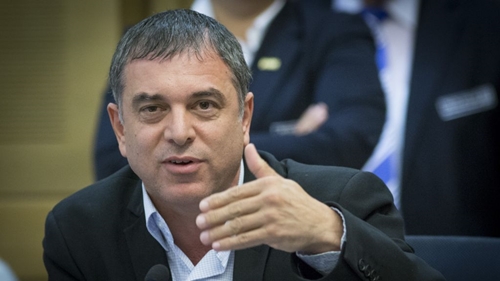 Thân tín của Thủ tướng Israel đồng ý làm chứng trong cuộc điều tra tham nhũng