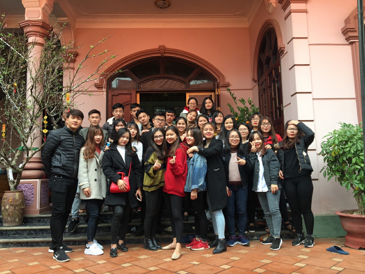 Chùm ảnh họp lớp: Mỗi năm quân số lại rơi rụng đi 1 ít