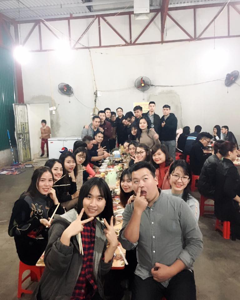 Chùm ảnh họp lớp: Mỗi năm quân số lại rơi rụng đi 1 ít