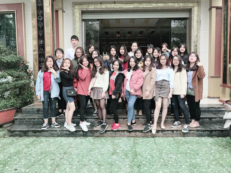 Chùm ảnh họp lớp: Mỗi năm quân số lại rơi rụng đi 1 ít