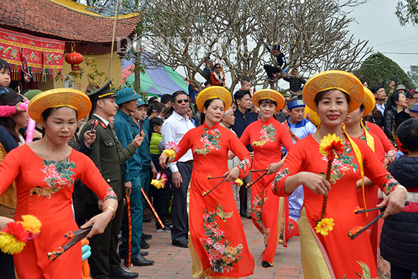 Độc đáo lễ hội dành cho các cụ Thượng ở đảo Hà Nam
