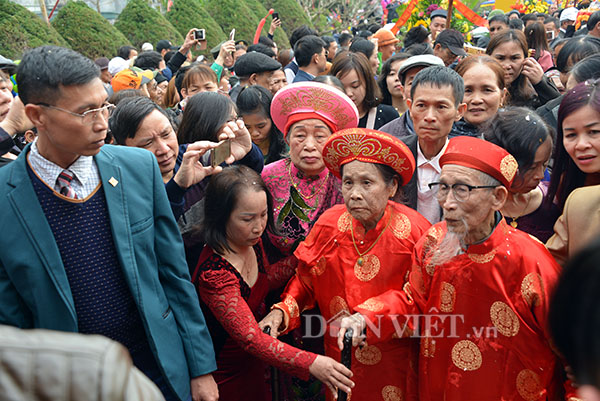 Độc đáo lễ hội dành cho các cụ Thượng ở đảo Hà Nam