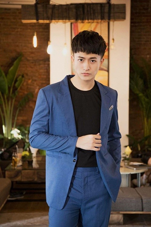 Trước khi gặp tai nạn nghiêm trọng gây ảnh hưởng tới diện mạo, Harry Lu sở hữu vẻ ngoài nam thần nhìn là mê