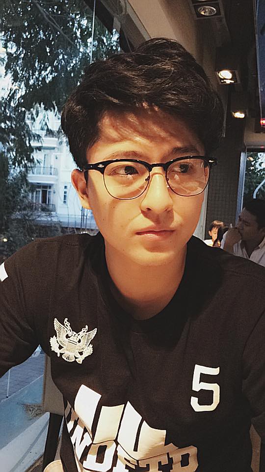 Trước khi gặp tai nạn nghiêm trọng gây ảnh hưởng tới diện mạo, Harry Lu sở hữu vẻ ngoài nam thần nhìn là mê