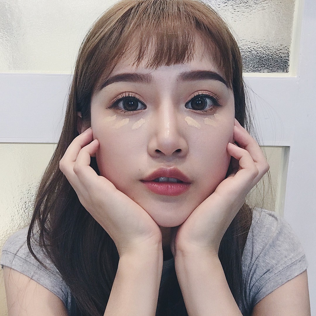 Mặt nào rẽ ngôi nấy: Cẩm nang chọn ngôi tóc hợp từng dáng mặt giúp bạn xinh và ăn ảnh hơn Mặt nào rẽ ngôi nấy: Cẩm nang chọn ngôi tóc hợp từng dáng mặt giúp bạn xinh và ăn ảnh hơn
