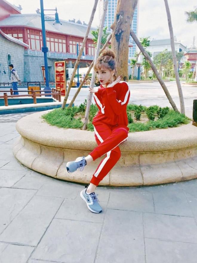 Mỹ Tâm và Bích Phương - Gái ngoan độc thân thuộc hàng hiếm của showbiz Việt