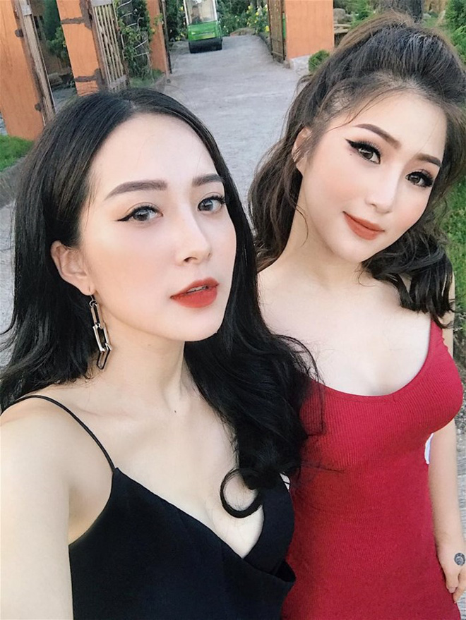 Lộ diện các cô em gái xinh như hot girl của ca sĩ Hương Tràm, một cô trong đó nổi đình đám mạng xã hội