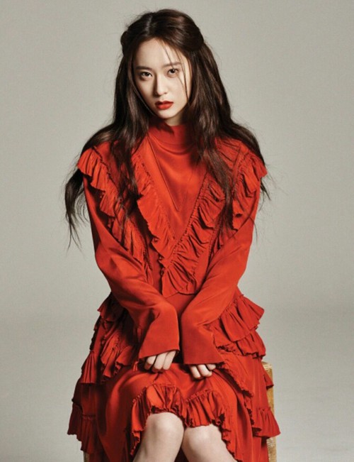 Tưởng là sến nhưng kiểu áo bèo nhún này lại được loạt sao Hàn đồng loạt lăng xê, và dự và sẽ rất hot trong thời gian tới