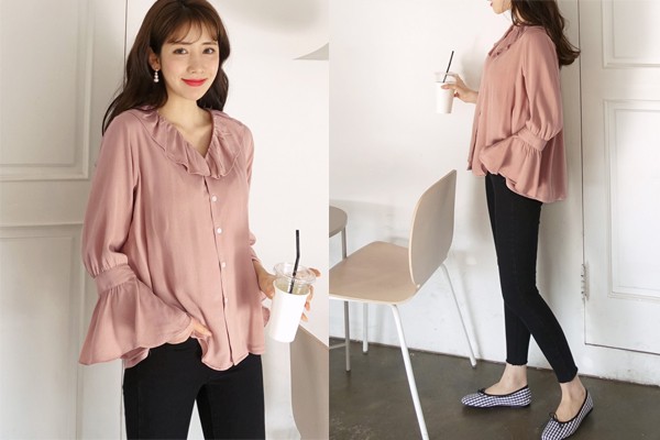 Tưởng là sến nhưng kiểu áo bèo nhún này lại được loạt sao Hàn đồng loạt lăng xê, và dự và sẽ rất hot trong thời gian tới Tưởng là sến nhưng kiểu áo bèo nhún này lại được loạt sao Hàn đồng loạt lăng xê, và dự và sẽ rất hot trong thời gian tới