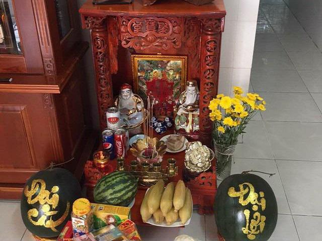 Bày bàn thờ cúng Thần tài mùng 10 tháng Giêng phải nằm lòng những điều này thì mới nhiều lộc