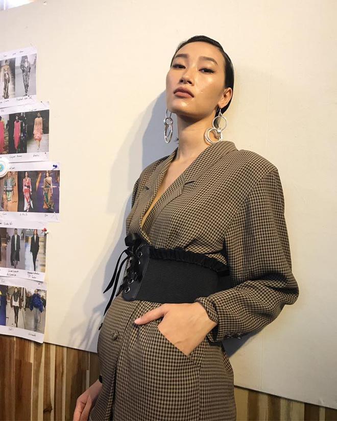 Lần đầu lộ rõ ảnh cận mặt con trai kháu khỉnh của Trang Khiếu