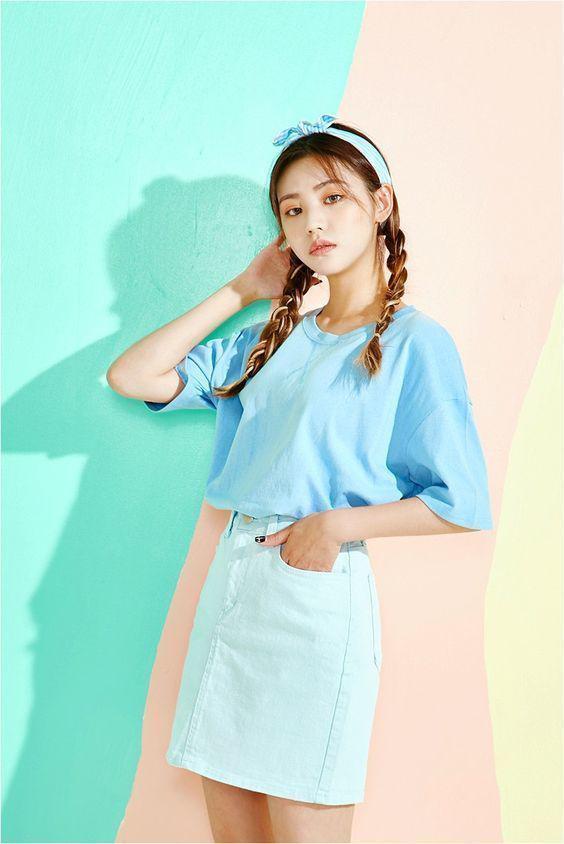 Nếu muốn thoát kiếp mặc xấu, chị em hãy mạnh dạn vứt 5 món đồ này khỏi tủ!