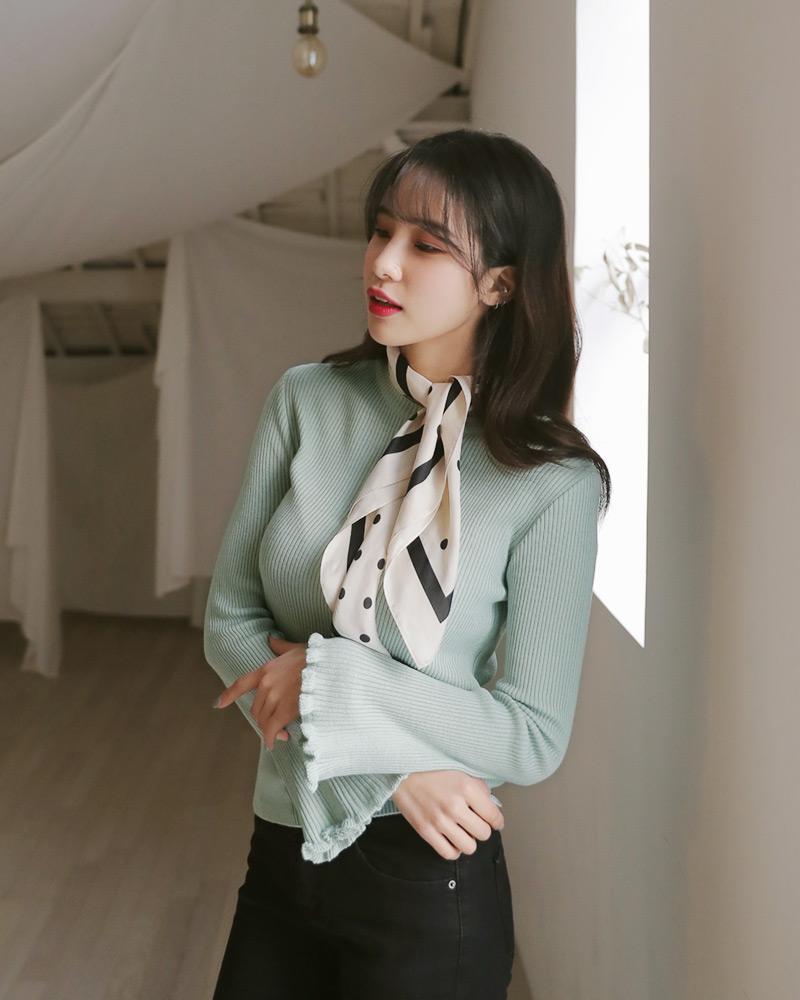 Áo cũ, váy cũ đều như mới khi sử dụng thêm món đồ giá rẻ này!