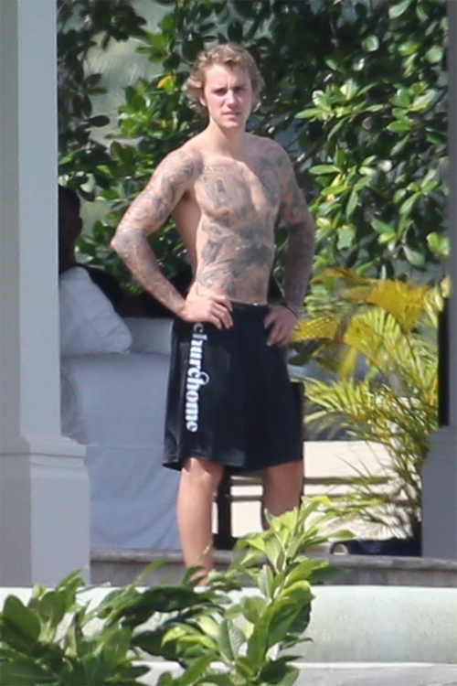 Selena như quên cả thế gian khi ở trong vòng tay Justin Bieber