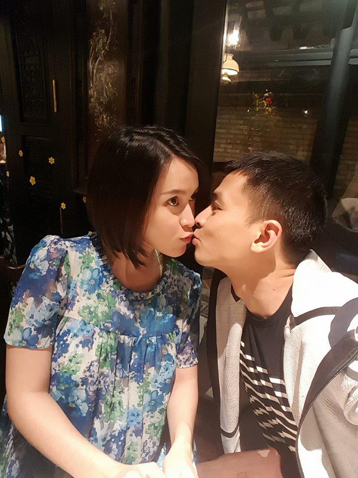 Văn Anh nói lời ngọt ngào với Tú Vi: Mang bầu là khoảng thời gian mình thích ngắm vợ nhất