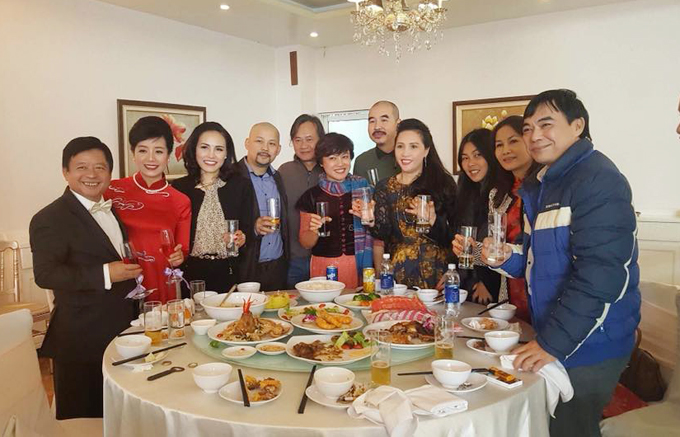 NSƯT Chiều Xuân cười không ngớt trong ngày con gái đầu lòng lấy chồng