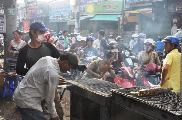 Những mặt hàng dân mua cầu may, dân buôn hốt bạc ngày Thần Tài