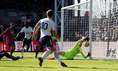 Kane ghi bàn duy nhất, Tottenham vượt Chelsea
