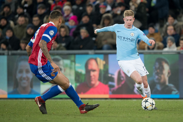 Còn tàng hình, Paul Pogba sẽ tự loại mình khỏi MU