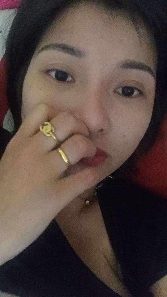 Ngày vía Thần tài, chị em đua nhau khoe vàng: Người ky cóp hàng chục triệu tự mua, người hân hoan được chồng tặng cho