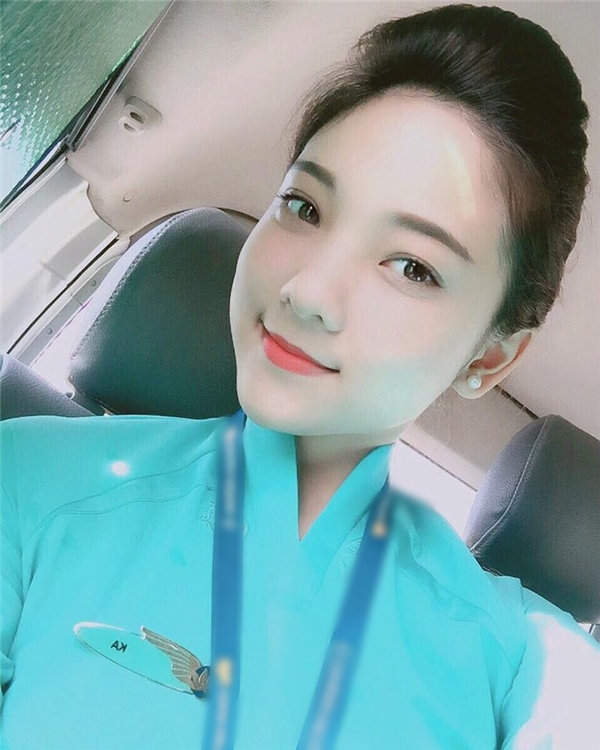 Những tiếp viên hàng không tuổi Tuất khiến nhiều người ngưỡng mộ