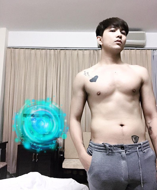 Xuất hiện hình ảnh khoả thân được cho là của Tim sau ồn ào với Trương Quỳnh Anh?