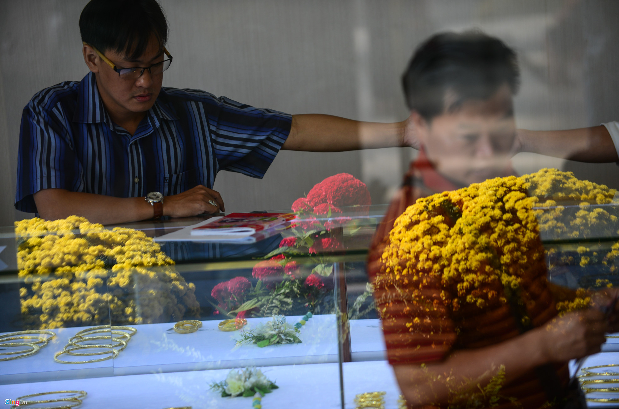 Cảnh chen chúc mua vàng ngày Thần Tài của người dân Sài Gòn