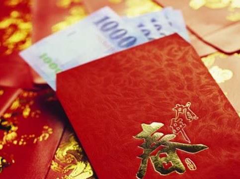 Hậu Tết, mẹ trẻ cuỗm hơn 100 triệu đồng tiền lì xì của con trai để mua túi hàng hiệu