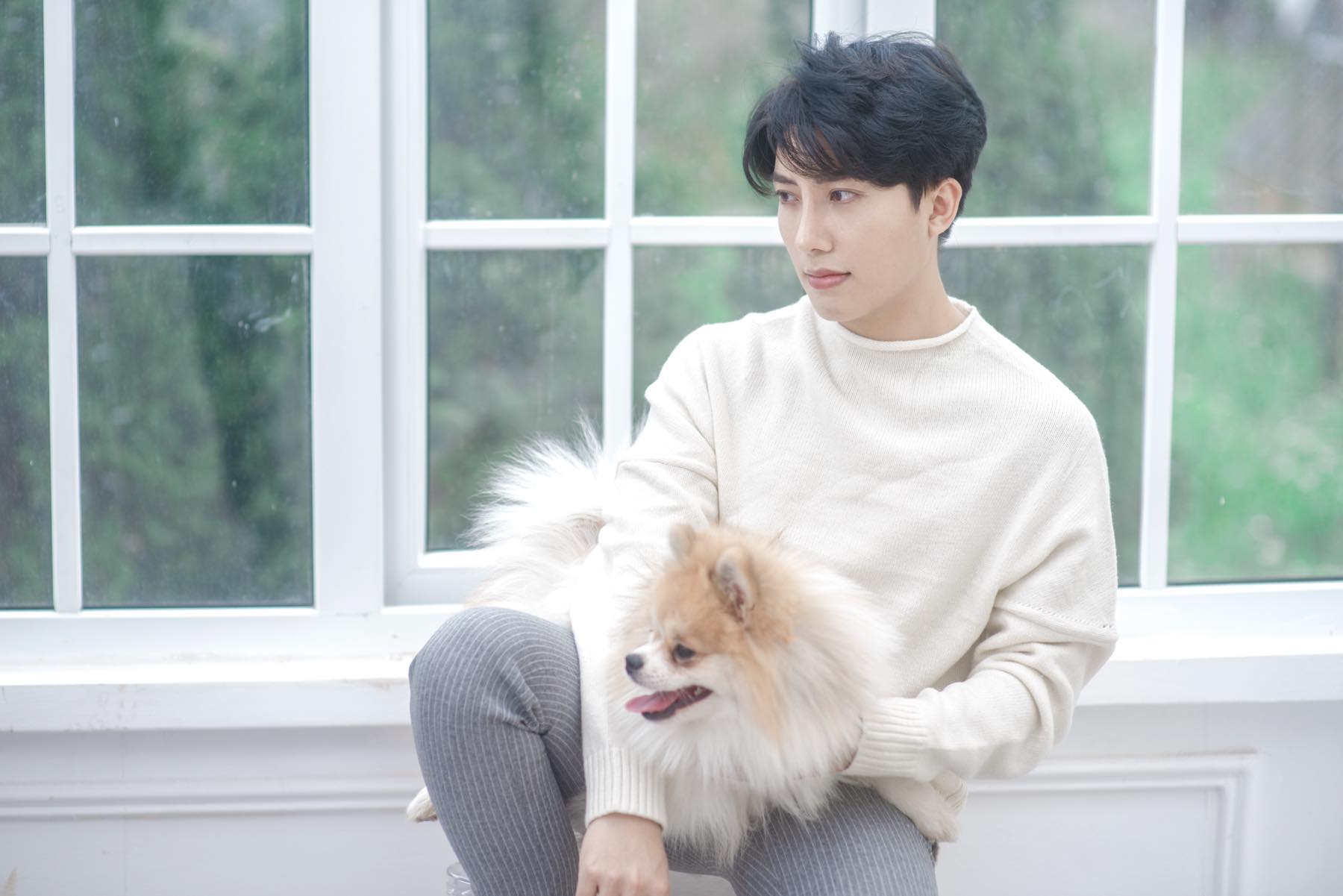 Nam bác sĩ sản khoa ở Hà Nội đẹp như tài tử điện ảnh gây sốt mạng