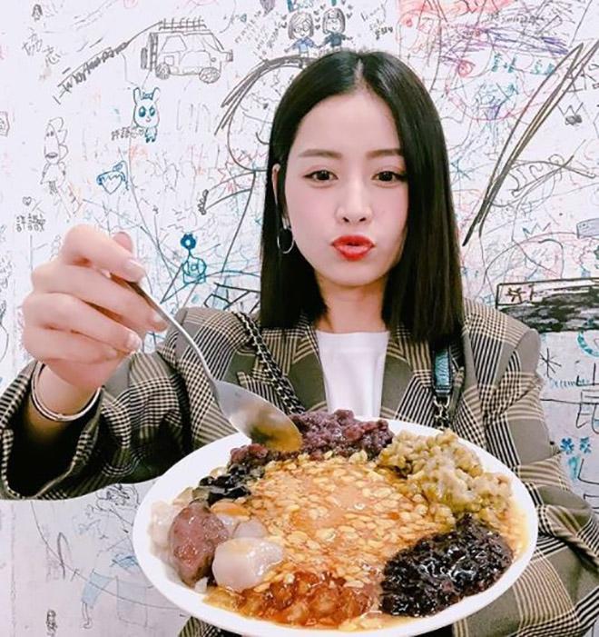 Lộ nhiều hình ảnh nghi ngờ Chi Pu đi ngắm pháo hoa cùng bạn trai tin đồn tại Đài Loan? Lộ nhiều hình ảnh nghi ngờ Chi Pu đi ngắm pháo hoa cùng bạn trai tin đồn tại Đài Loan?