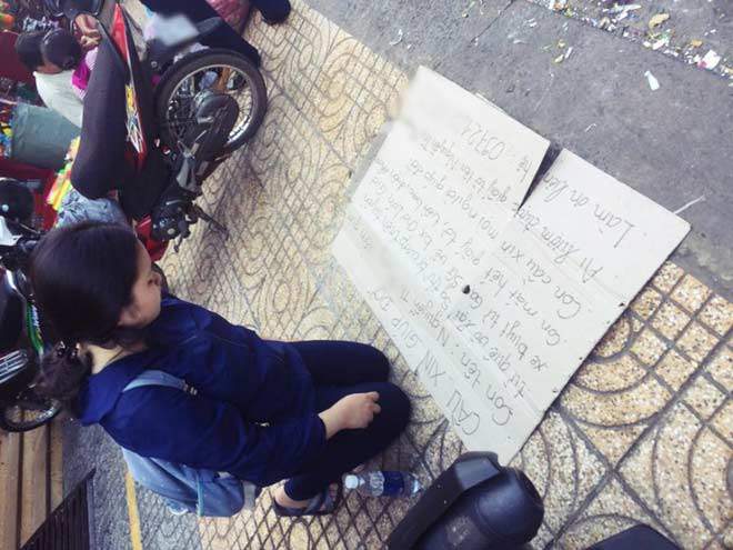 Vụ nữ sinh quỳ gối xin lại giấy tờ: Truy tìm đối tượng bịt khẩu trang trộm tài sản