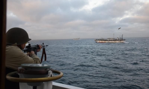 Argentina bắn tàu cá Trung Quốc đánh bắt phi pháp