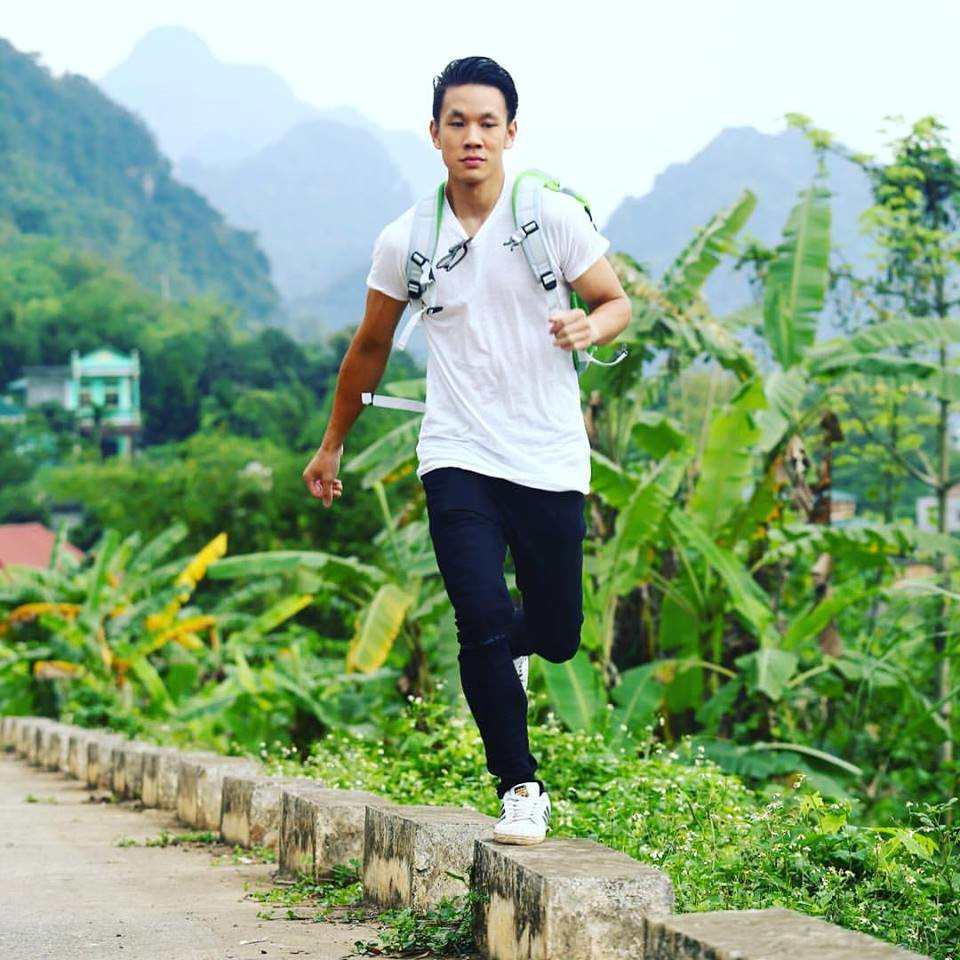 8 anh chàng đẹp trai được các cô gái tỏ tình là ai?