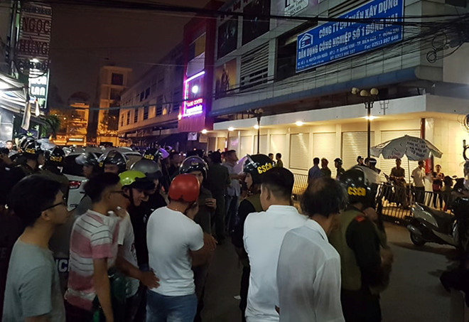 Khởi tố 17 người của 2 nhóm giang hồ hỗn chiến đêm giao thừa