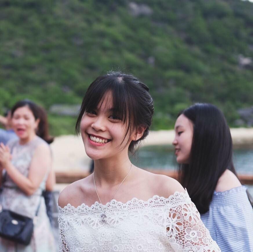 Nữ sinh Ams trúng tuyển ĐH hàng đầu thế giới nhờ viết luận về không khí nồm ở Hà Nội Nữ sinh Ams trúng tuyển ĐH hàng đầu thế giới nhờ viết luận về không khí nồm ở Hà Nội