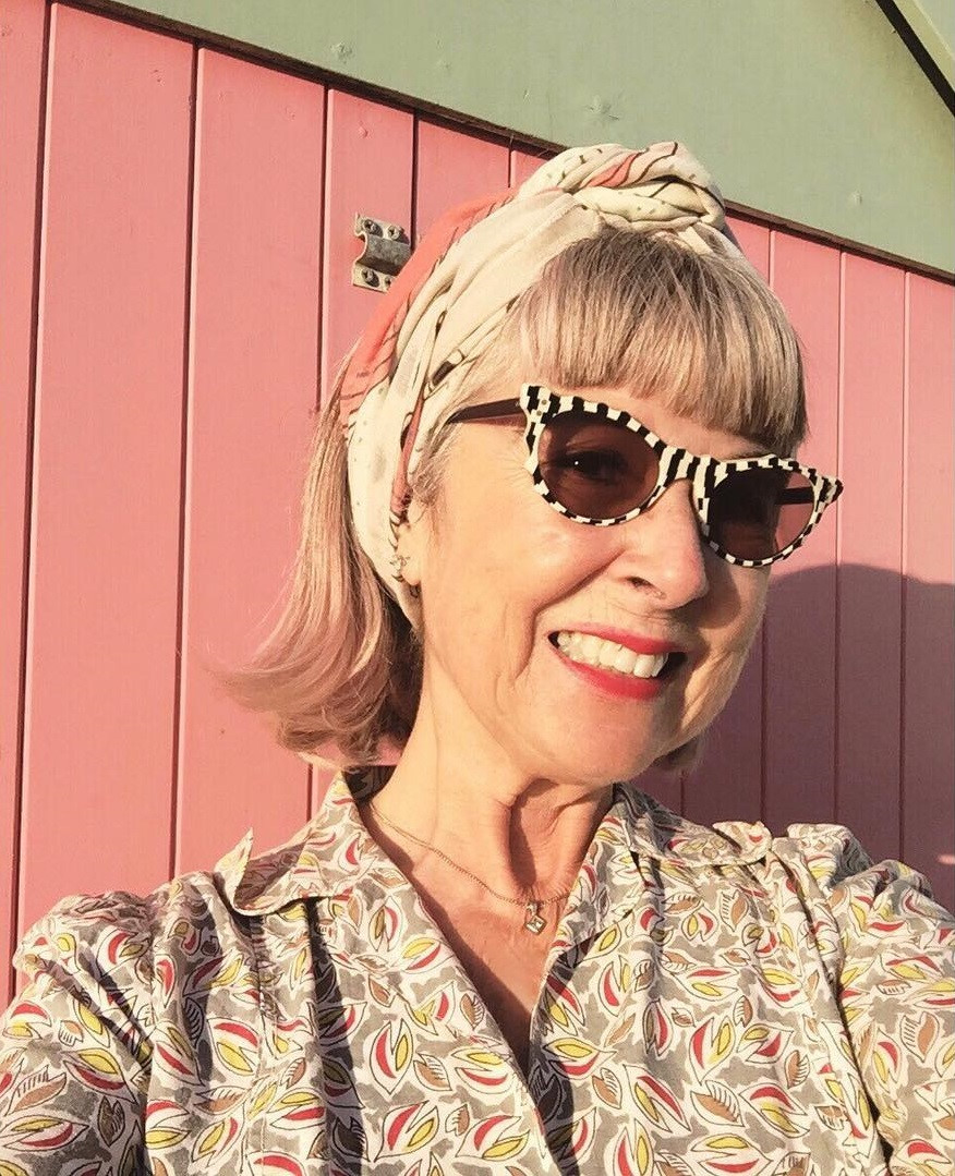 Bà lão 68 tuổi được hâm mộ vì sành điệu như thiếu nữ đôi mươi